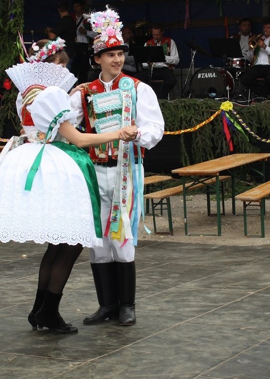 ca) tanec stárků